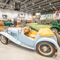 Oldtimer bei der Classic Motorshow Bremen. 