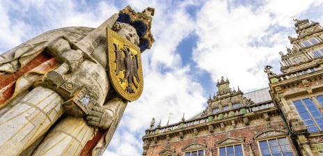 Bremen's city hall and the Roland statue.