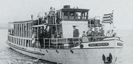 Historisches Schiff von Hal Över