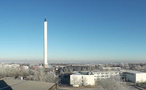 Der Fallturm im Technologie-Park Bremen im Winter