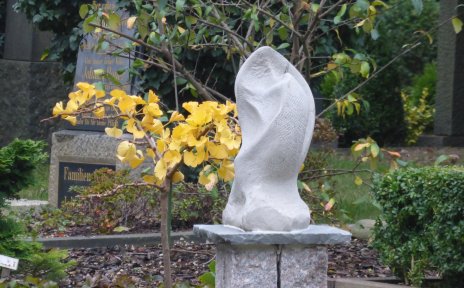 Moderner Grabstein