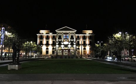 Nachtaufnahme des Übersee-Museum