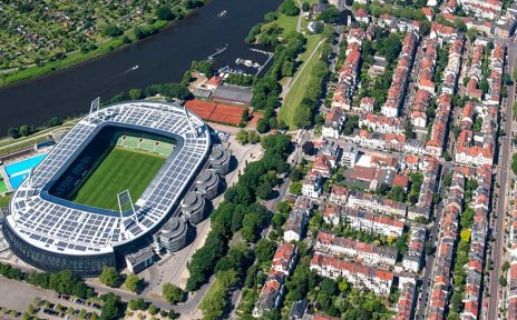 Boat Ride To The Weser Stadium