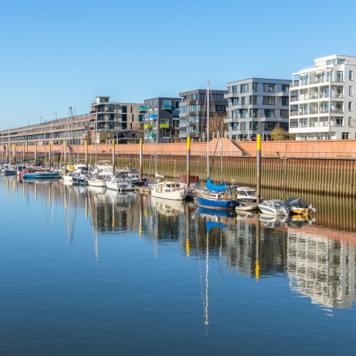 Der Europahafen in der Überseestadt. 