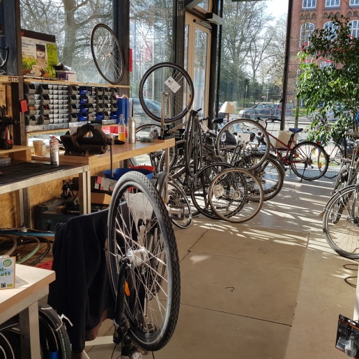 FMQ Fahrrad Modell Quartier Neusis Repair Cafe Werkstatt