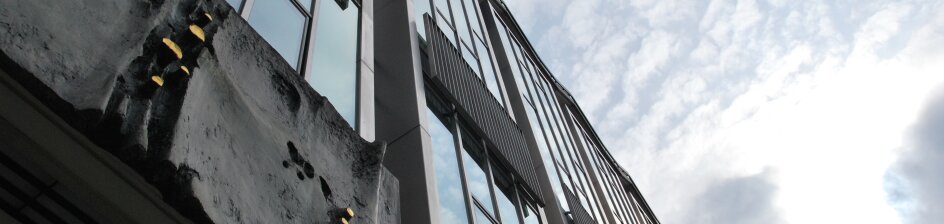 Blick von unten auf die Fassade der Bremer Bürgerschaft