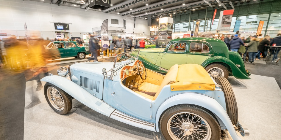 Oldtimer bei der Classic Motorshow Bremen. 