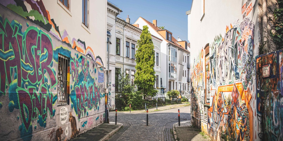 Streetart on a wall in the Bremen Viertel