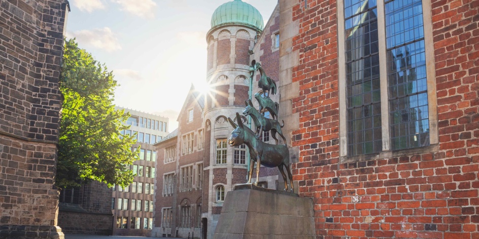 The Bremen Town Musicians in the sunlight.