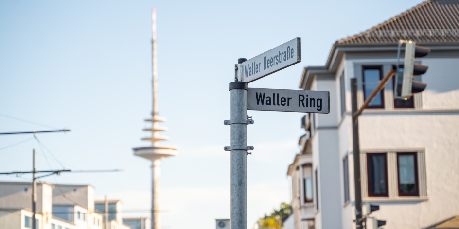 Waller Herrstraße mit dem Fernsehturm und dem Walle Center.