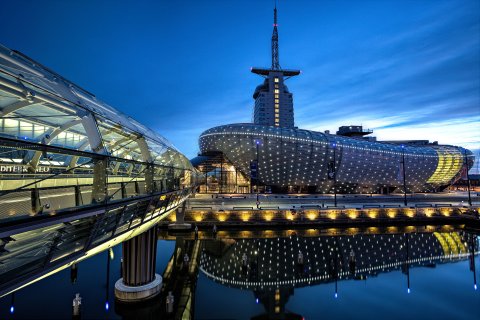 Klimahaus Bremerhaven Außenansicht Nacht