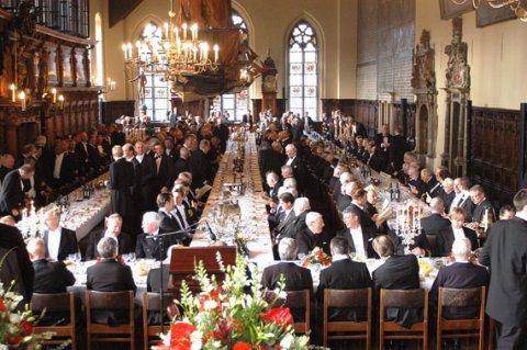Obere Rathaushalle: Schaffermahlzeit