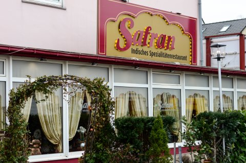 Das indische Restaurant "Safran" von außen. 