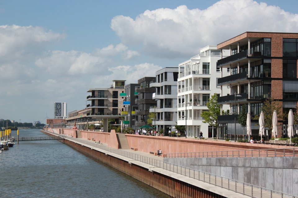 Bürolofts und Wohnungen in der Überseestadt am Europahafen