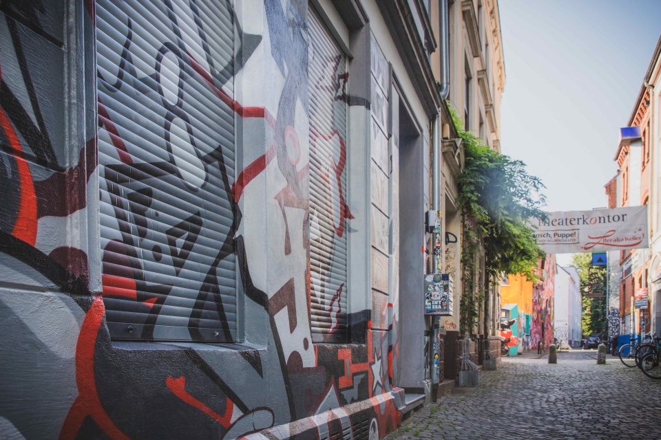 Streetart on a wall in the Bremen Viertel
