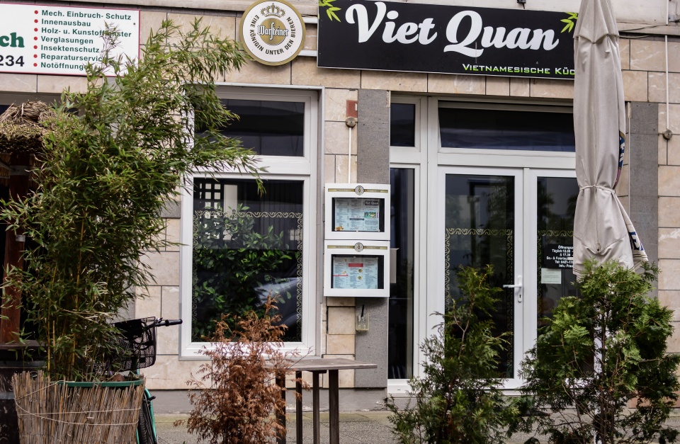 Außenansicht des vietnamesischen Restaurants "Viet Quan". 